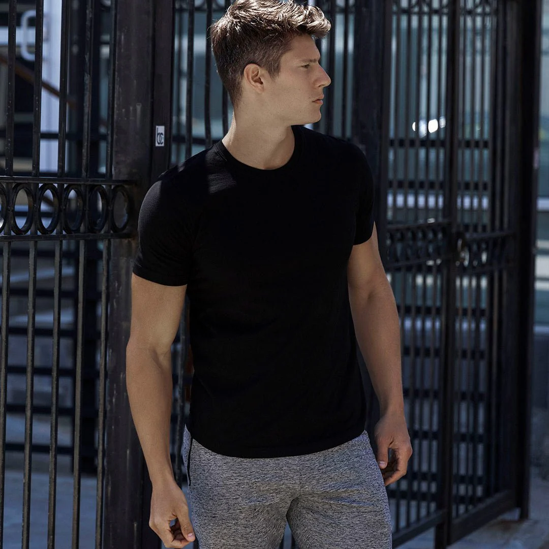 Perfect Pima Relaxed Crew Neck T-Shirt Black